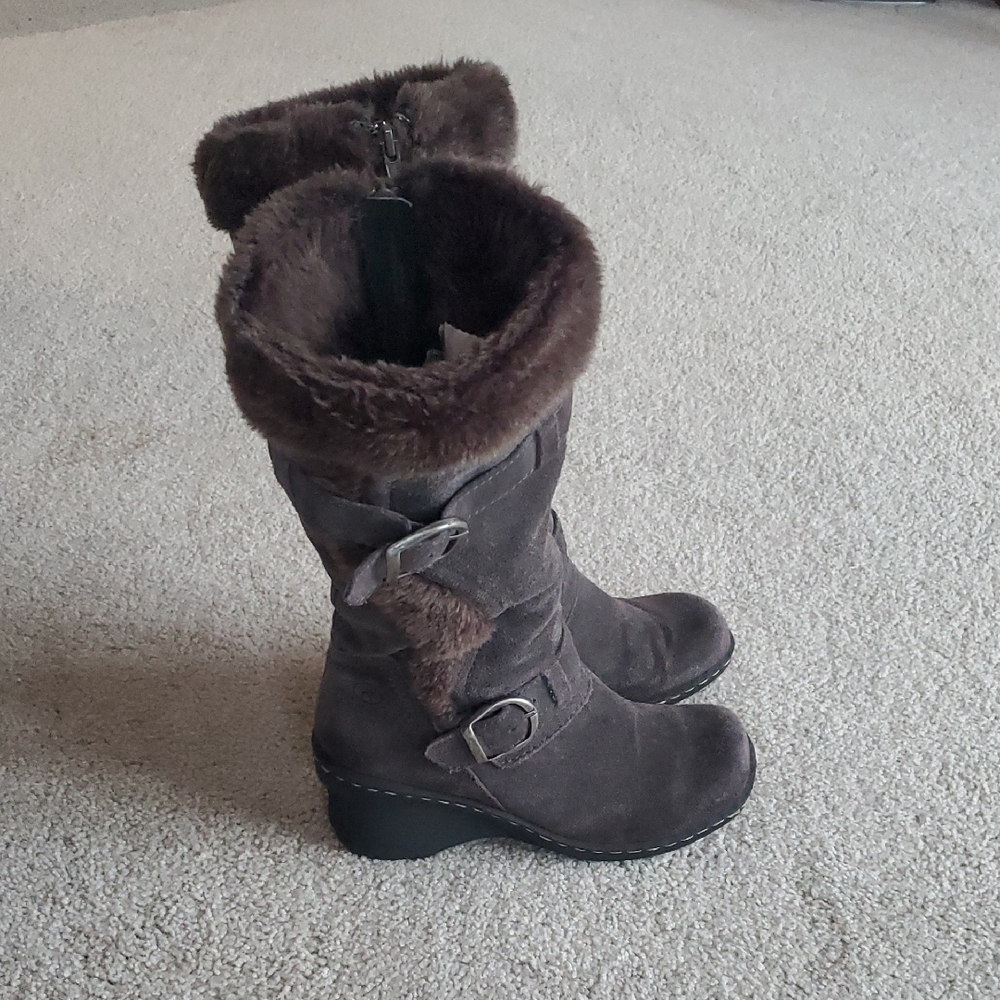 Bare Trap Women's Size 6